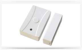 3) Магнітоконтактний датчик (геркон) призначений для охорони і блокування віконних прорізів, дверей, люків і є найпростішим датчиком охоронної сигналізації