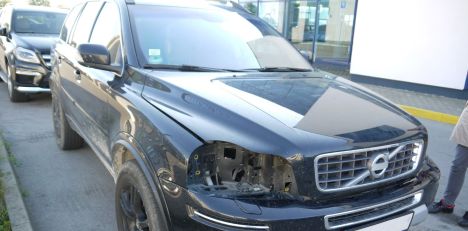 У серпні, а особливо в вересні, знову поновилися крадіжки фар автомобілів Volvo, свідчить статистика отриманих відшкодувань за полісом КАСКО в If Apdrošināšana