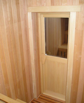 Комбінована - дерев'яні двері з частковим заскленням